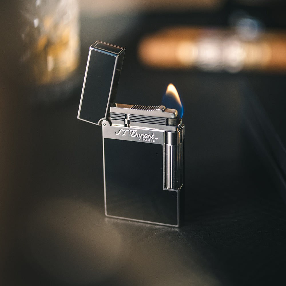 S.T Dupont Ligne-2 Lacquered lighter Silver
