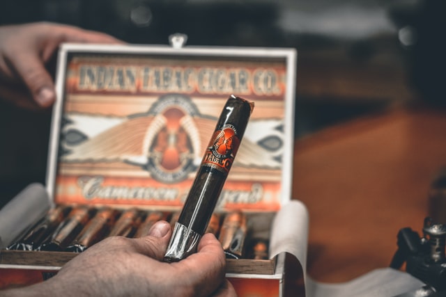 A Brief History of Cigar Boxes
