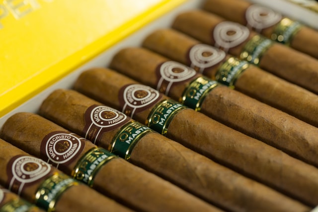 How long do cigars last in a humidor?