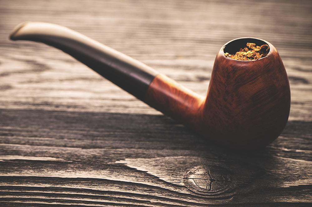 Famous Pipe Smoker Icons Who Shaped History and Culture