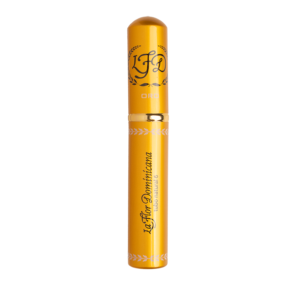 La Flor Dominicana Oro Natural Toro